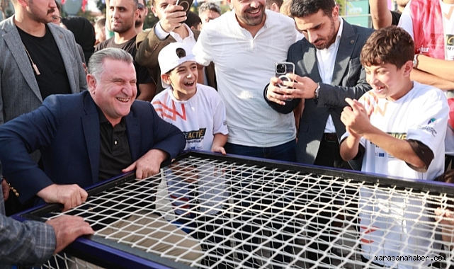 Bakan Bak, “Çocuklarınızı spor salonlarına getirin”