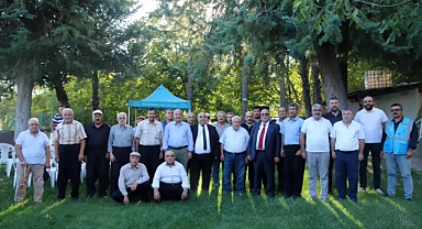 Dulkadiroğlu Belediyesi, mahalle ziyaretlerine devam ediyor