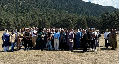 Kadınlar, Büyükşehir’in Gezisinde Doğayla Bütünleşti