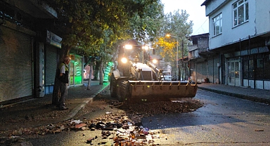 Kahramanmaraş sokakları gece boyu temizlendi!