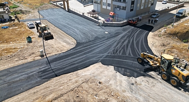Kahramanmaraş’ta asfalt çalışması tam gaz devam ediyor!