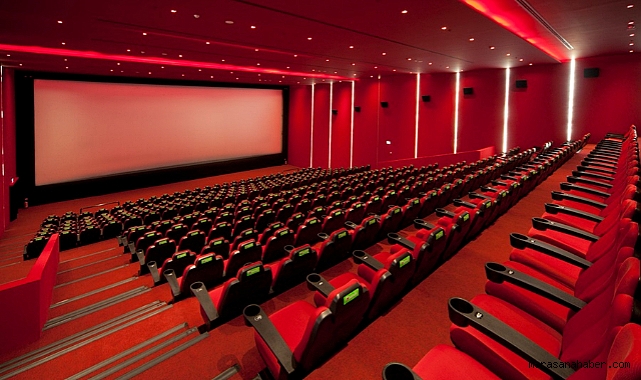 Kahramanmaraş'ta depremden sonra kapanan sinema yeniden açıldı! İki Gün Ücretsiz Film Gösterimi var!