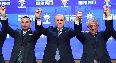 13 belediye başkanı daha AK Parti'ye geçti