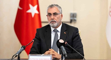 Bakan asgari ücret için umut vaat etti!