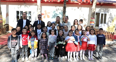 Güzel oyuncu Kahramanmaraş’ın deprem çocuklarını ziyaret etti!