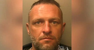 Hırsız olarak girdiği evde yemek yapıp çamaşır astı, ev sahibine not bıraktı: 