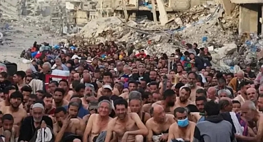 İsrail soykırımı devam ediyor! Filistinlileri çırılçıplak soğukta beklettiler