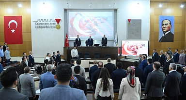 Kahramanmaraş’ta Belediye 20 adet kamyon ve iş makinesi alacak!