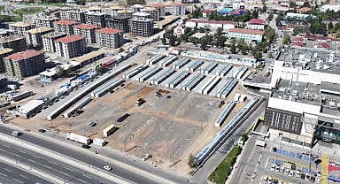 Kahramanmaraş'ta Geçici Çarşıda Sona Yaklaşıldı: 420 İş Yeri Açılıyor
