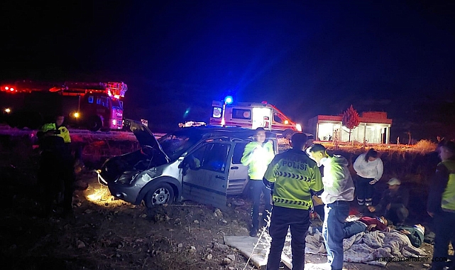 Kahramanmaraş'ta Trafik Kazası: Ticari Araç Takla Attı, 3 Yaralı
