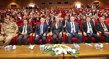 Türk Dilinin Mirası Kahramanmaraş’ta! Dîvânu Lugâti't-Türk Sempozyumu başladı