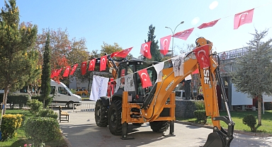 Ekrem İmamoğlu’ndan Kahramanmaraş’a araç desteği!