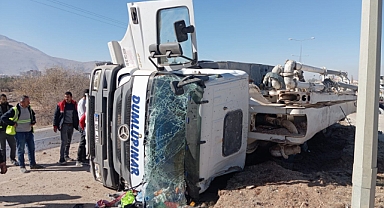 Kahramanmaraş’ta Eğitim Aracı ile Beton Pompası Çarpıştı!
