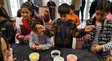 Kahramanmaraşlı miniklerden Savaş Mağduru Çocuklara yardım eli!