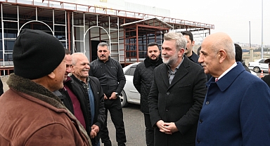 Başkan Görgel ve Kirişci, Galericiler Sitesi’nde Esnafla Buluştu
