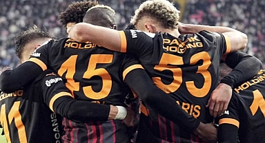 Galatasaray, 10 kişiyle 5 gollü maçta Sivasspor’u devirdi!