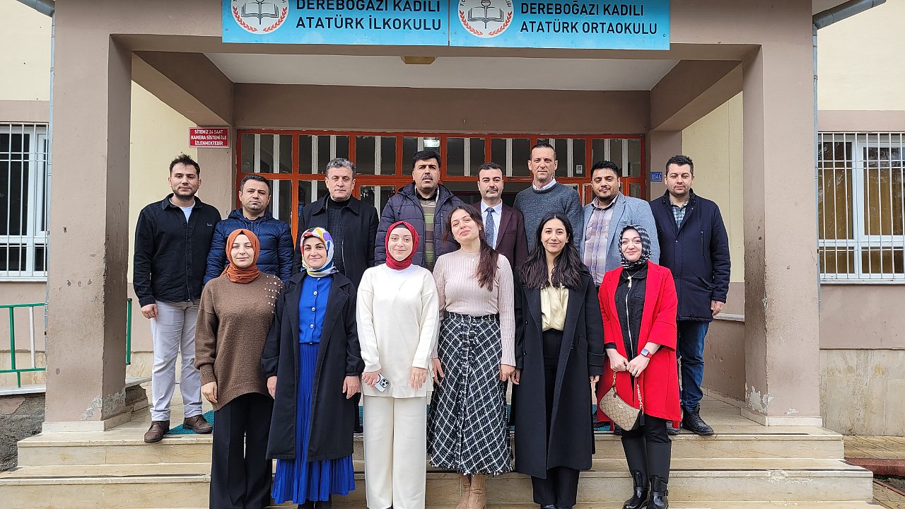 Hepbiriz’den Dereboğazı Kadılı İlkokuluna Kütüphane!