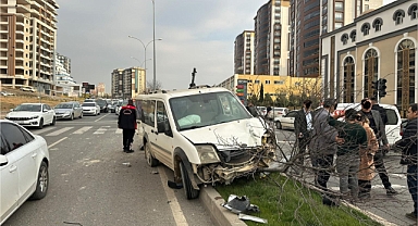 Kahramanmaraş’ta Trafik Kazası! Ortalık savaş alanına döndü