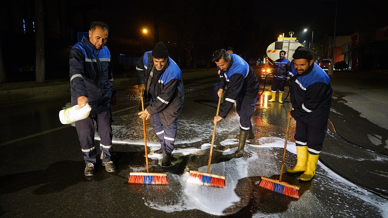 Temizlik Seferberliği Küçük Sanayi Sitesi’nde!