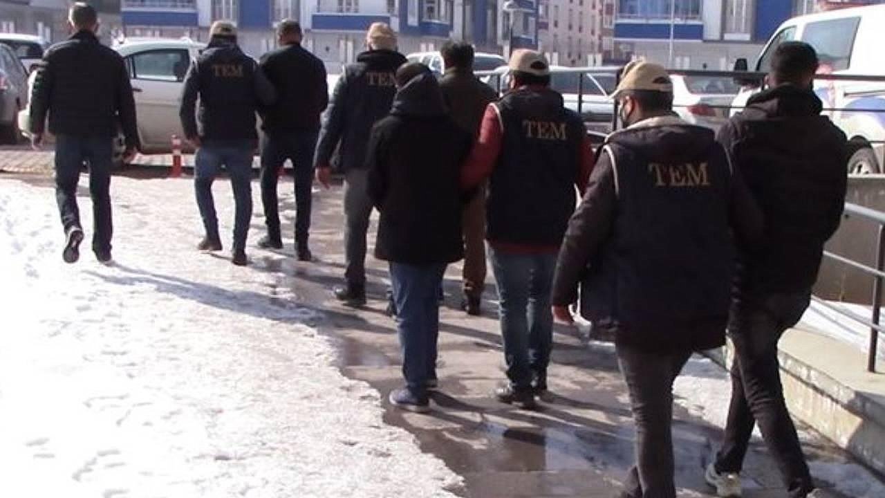 Üç ilde FETÖ operasyonu: 14 zanlı yakalandı!