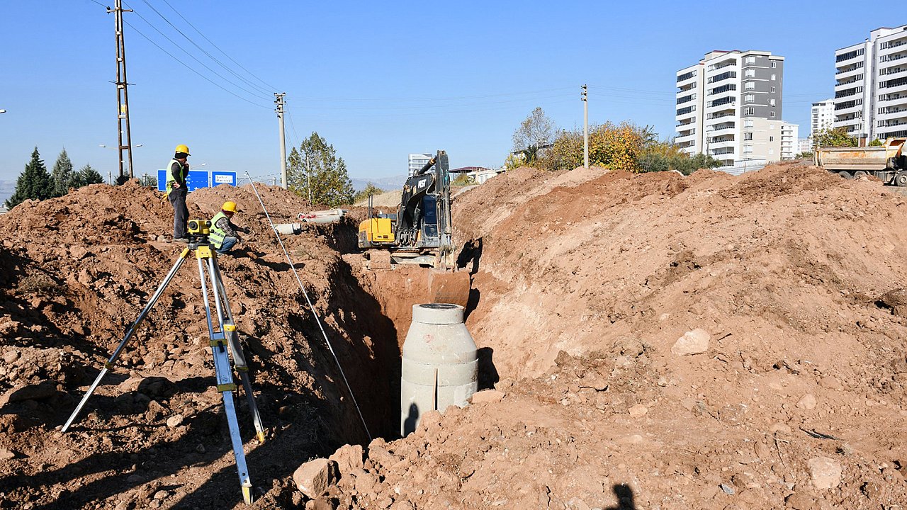 Üngüt’te Yeni Altyapı Çalışmaları Sürüyor!