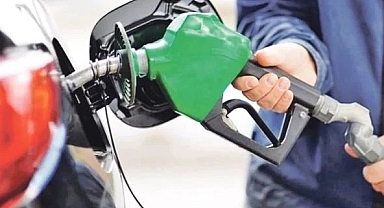 Akaryakıt istasyonuna giden şoke oldu! Motorine zam geldi