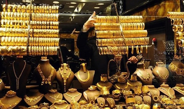 Altın fiyatları rekor kırdı! Gram altın, çeyrek altın uçtu…