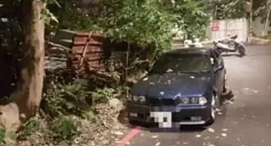 Araçta ilişkiye giren çift zehirlenerek öldü!