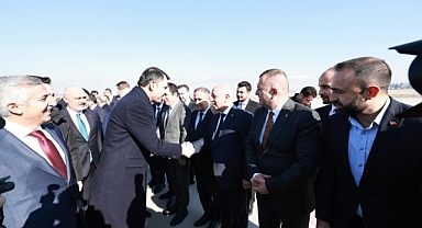 Çevre, Şehircilik ve İklim Değişikliği Bakanı Kurum, Kahramanmaraş’a indi!