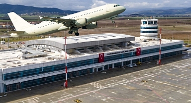 Gurbetçiler, Kahramanmaraş Havalimanı için İmza Topluyor