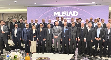 İş İnsanları ve Siyasetçiler MÜSİAD'ın Gala Yemeğinde Buluştu