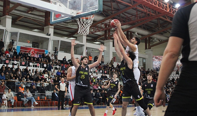 İstiklal Basketbol, namağlup liderliği sürdürüyor!