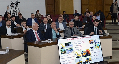Kahramanmaraş’ta 32 madde görüşüldü! 43 iş makinesi alınacak