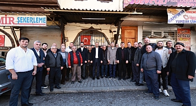 Akçakoyunlu sakinleri Başkan Toptaş’ı bağrına bastı