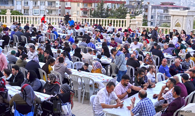 Kahramanmaraş’ta günlük 20 bin kişiye iftar!