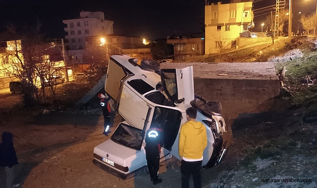 Kahramanmaraş’ta pikap otomobilin üzerine uçtu!