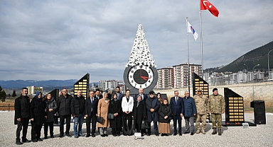 KSÜ’de deprem anıtının açılışı gerçekleştirildi!