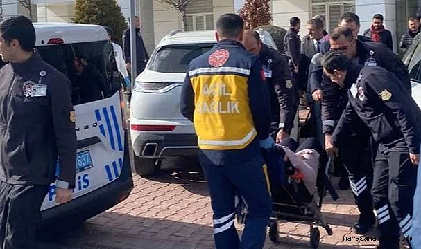 Üniversitede dehşet: Öğrenci, dekan yardımcısını vurdu!