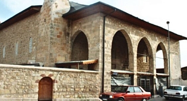 Ahmet Paşa Camii, Divanlı Cami nerededir?