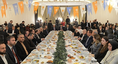 AK Parti Kahramanmaraş Teşkilatı Geleneksel Vefa İftarında Buluştu