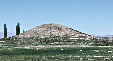 Akbayır-2 Höyük Küçük Til nerededir?