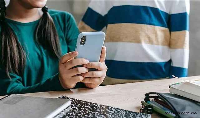 Akıllı telefon okullarda yasaklandı!