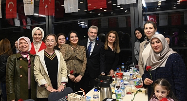 Kahramanmaraş Büyükşehir, Dünya Kadınlar Günü’nde Kadın Personellerini Unutmadı