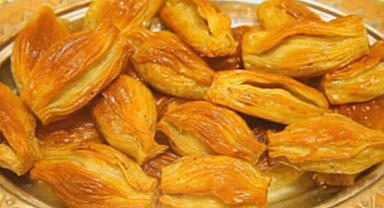 Kahramanmaraş’ın geleneksel lezzeti: Ballı Börek