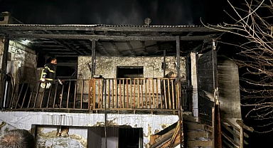Kahramanmaraş’ta Cami Lojmanı Alevlere Teslim Oldu!
