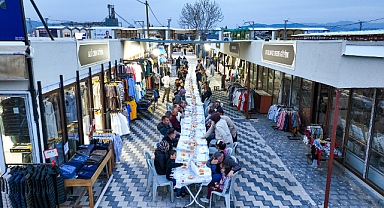 Kahramanmaraş’ta Ramazan sofrası bu kez esnaf çarşısına kuruldu!