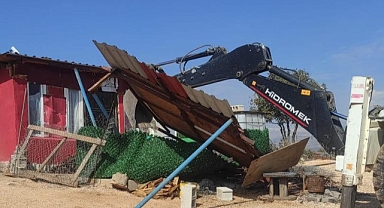 Kahramanmaraş’ta SİT Alanına Yapılan Kaçak Yapılar Yıkıldı!