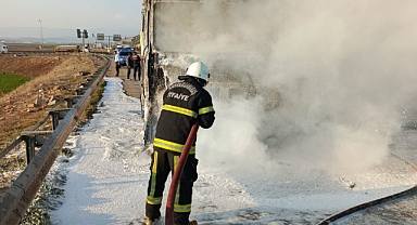 Kahramanmaraş’ta Tır kül oldu!