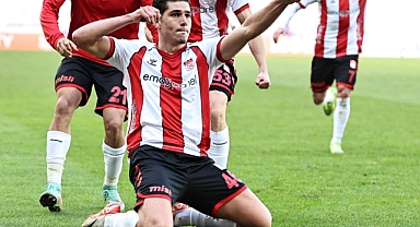 Kahramanmaraşlı Bekir Süper Lig’de fırtına gibi esiyor!
