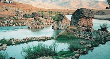 Aksu Köprüsü nerededir?